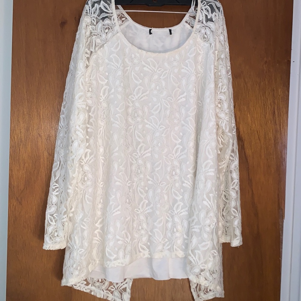 White Lace long sleeve blouse